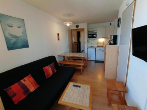 Appartement cosy à Montalbert: 2 pièces, 4 pers., ski aux pieds - FR-1-181-2790
